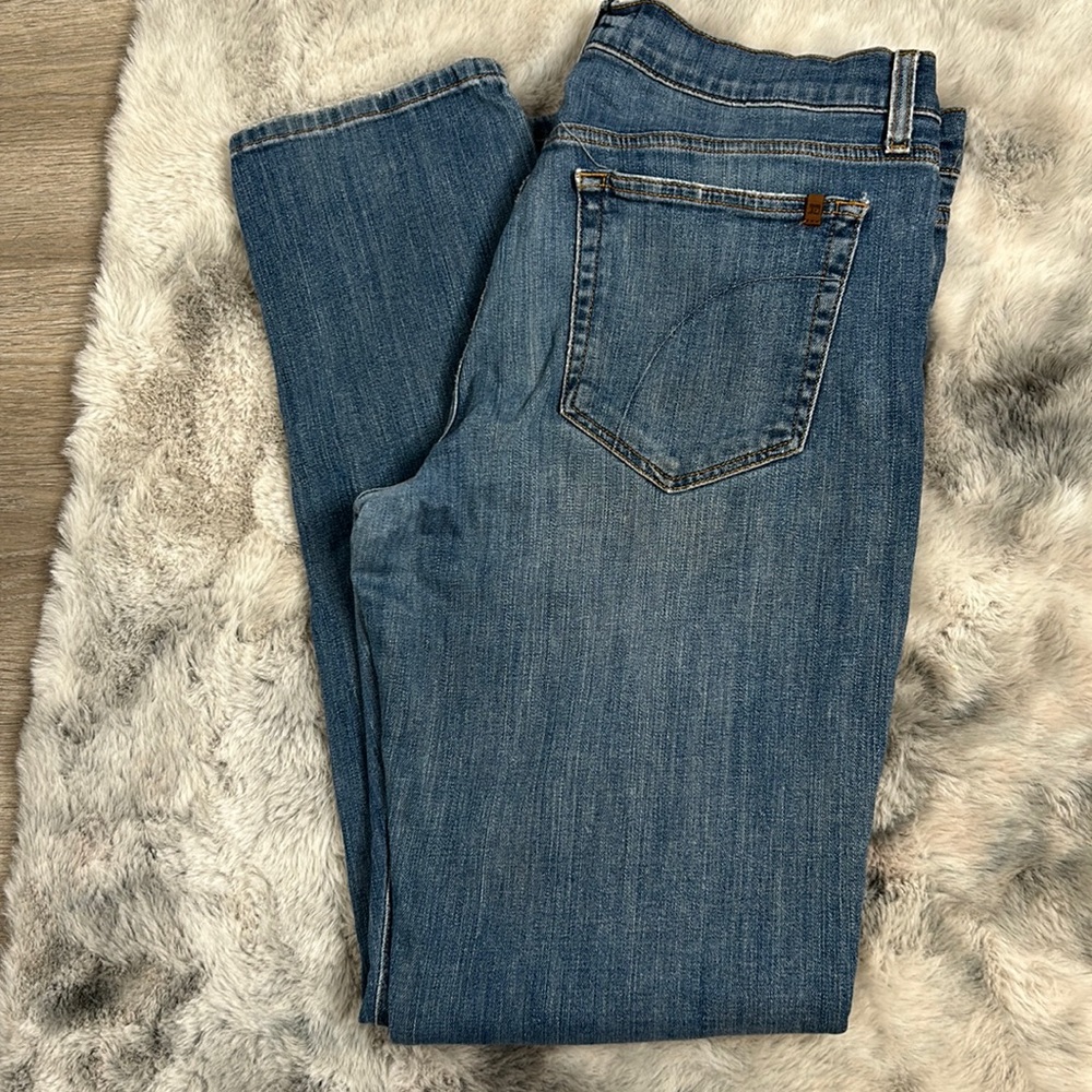 Joe’s jeans distressed jeans